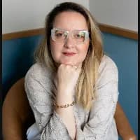 Imagem do perfil do psicólogo Tatiana Salvador